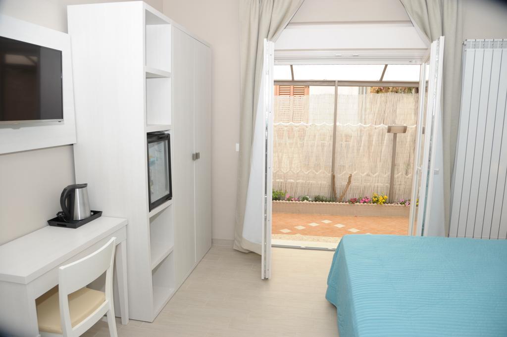 Mediterranea Sea House Montesilvano Marina Pokoj fotografie