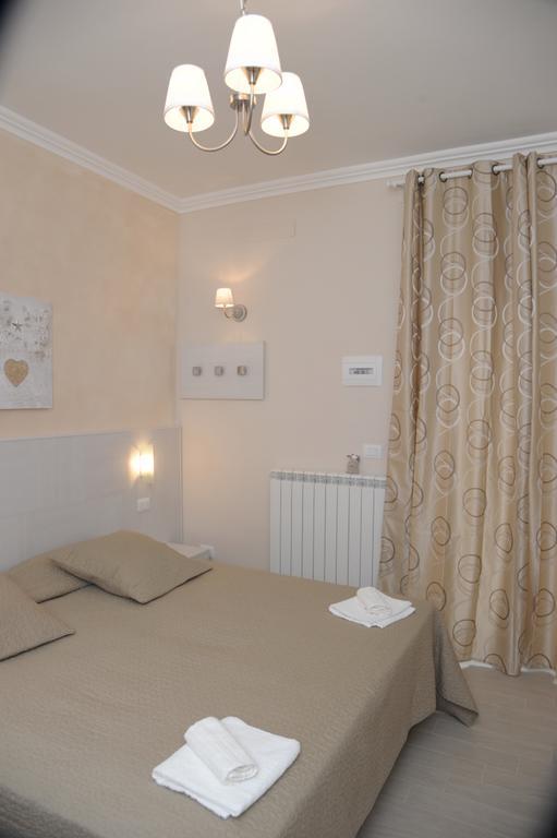 Mediterranea Sea House Montesilvano Marina Pokoj fotografie
